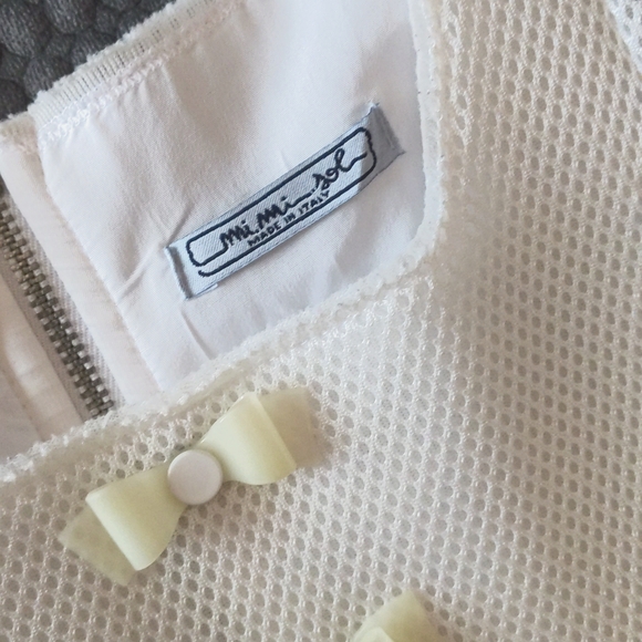 ⚜️Mi.Mi.Sol⚜️luxury brand girls white scuba dress🤍size 12🤍 - Picture 4 of 9